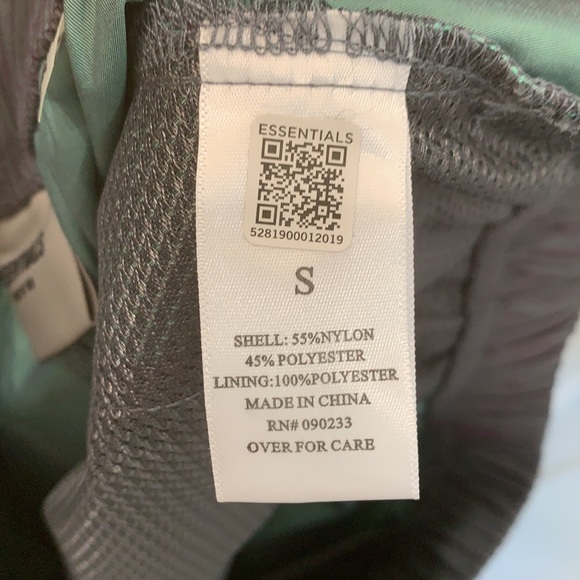 Essentials by Fear of God iridescent pant - Picture 11 of 11